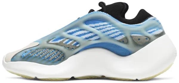 Y**zy 700 v3 bleu